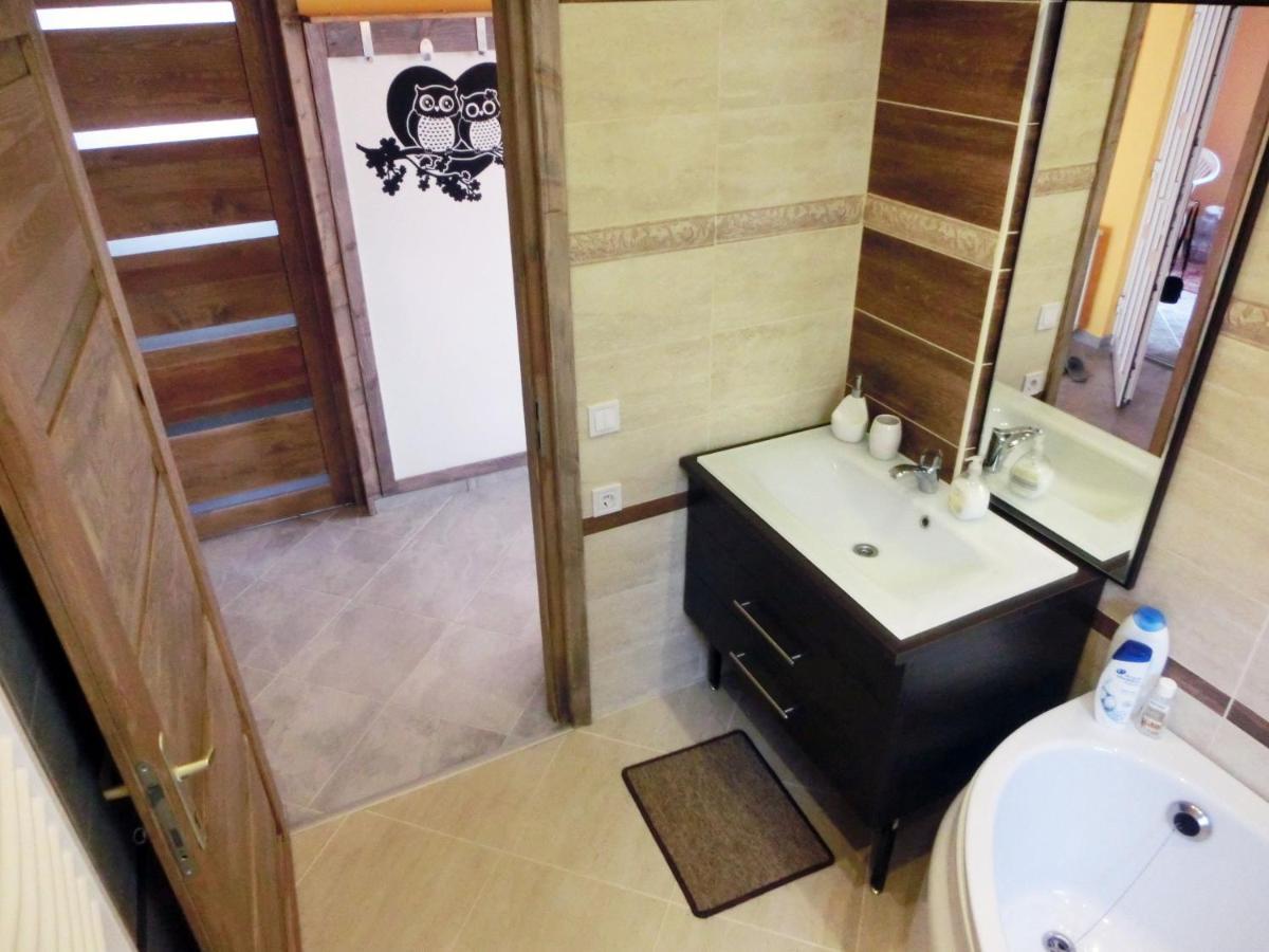 Pilis Apartman Piliscsaba Buitenkant foto